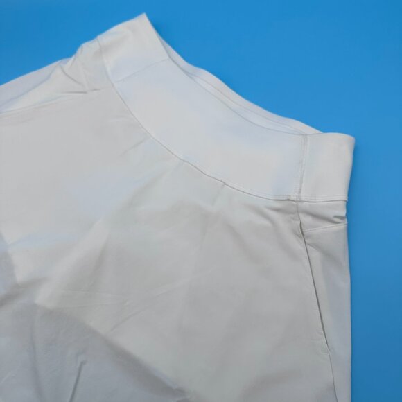 Puma‎ Women's PWRSHAPE DryCell Moisture Wick 16" Golf Skort, Size Medium, White - Picture 1 of 10